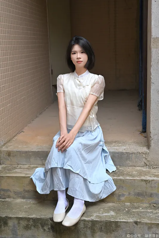 凝思摄影 No.020 小睿-长裙、短白袜、平底鞋 - 凝思摄影